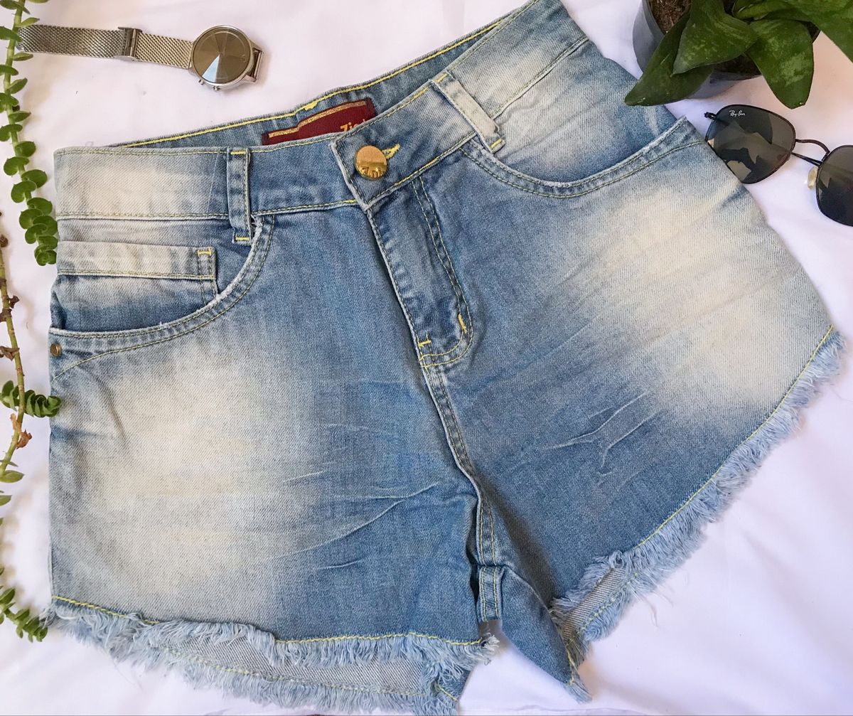 short jeans despojado