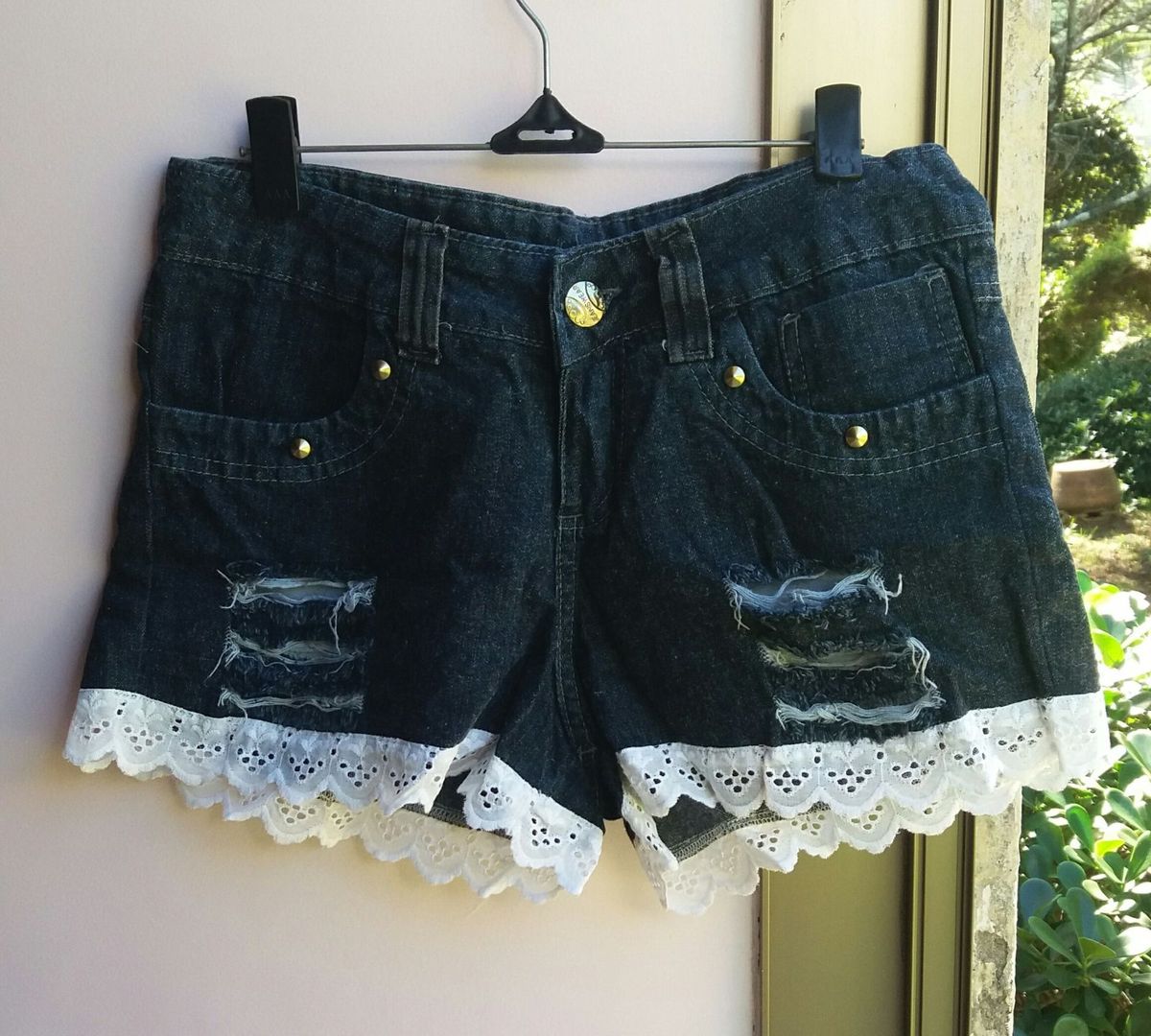 short jeans com babado