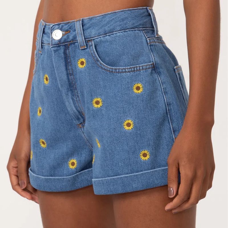 Short Mom Jeans Cintura Alta Escuro