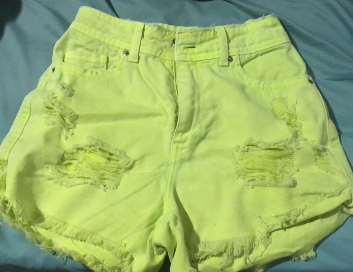 short jeans neon feminino