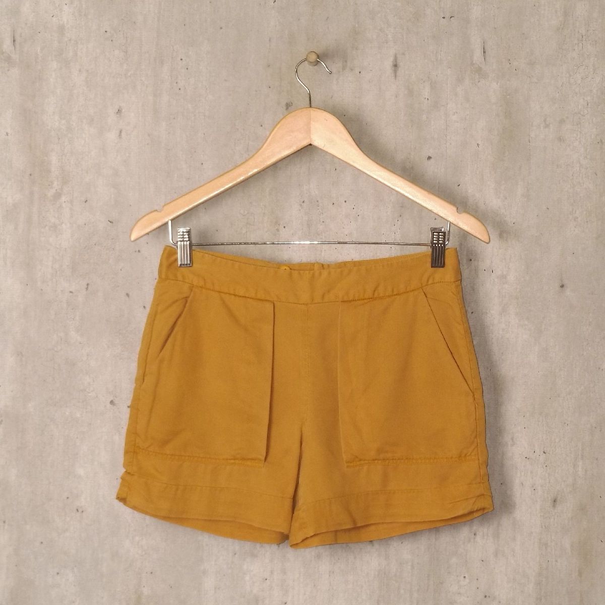 Short Khaki Zara Shorts Feminino Zara Usado 36995219 enjoei