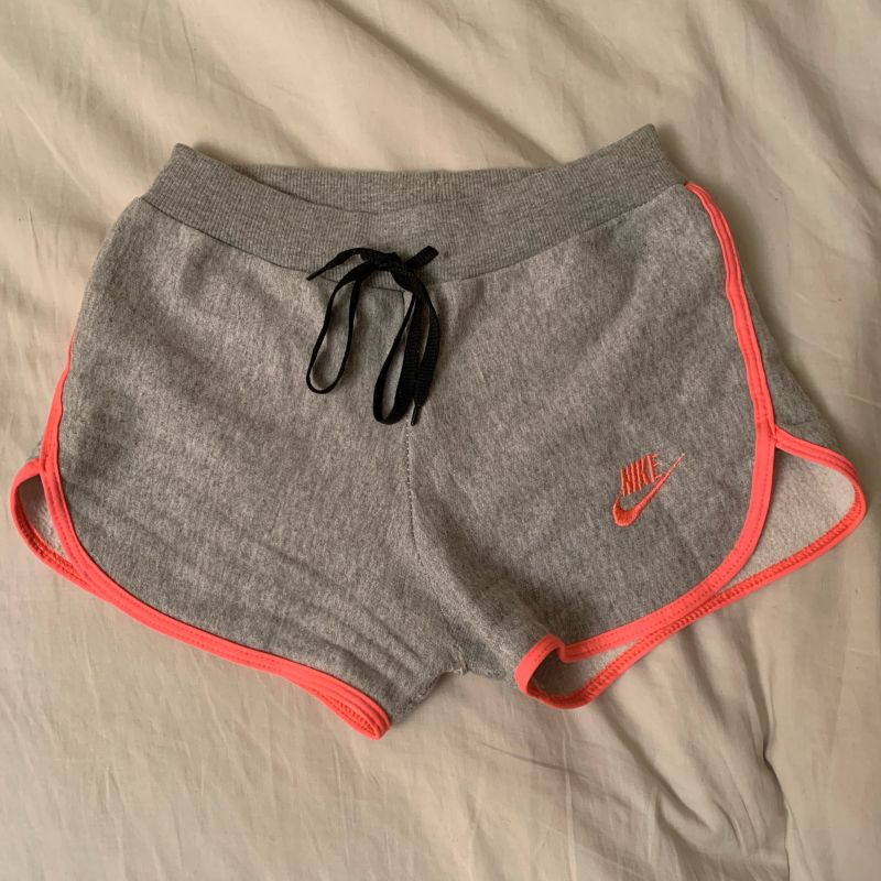 Short nike feminino store moletom