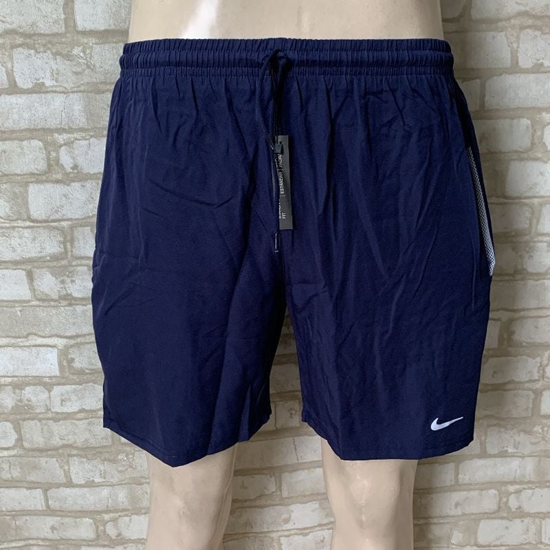 Bermuda best sale nike gg