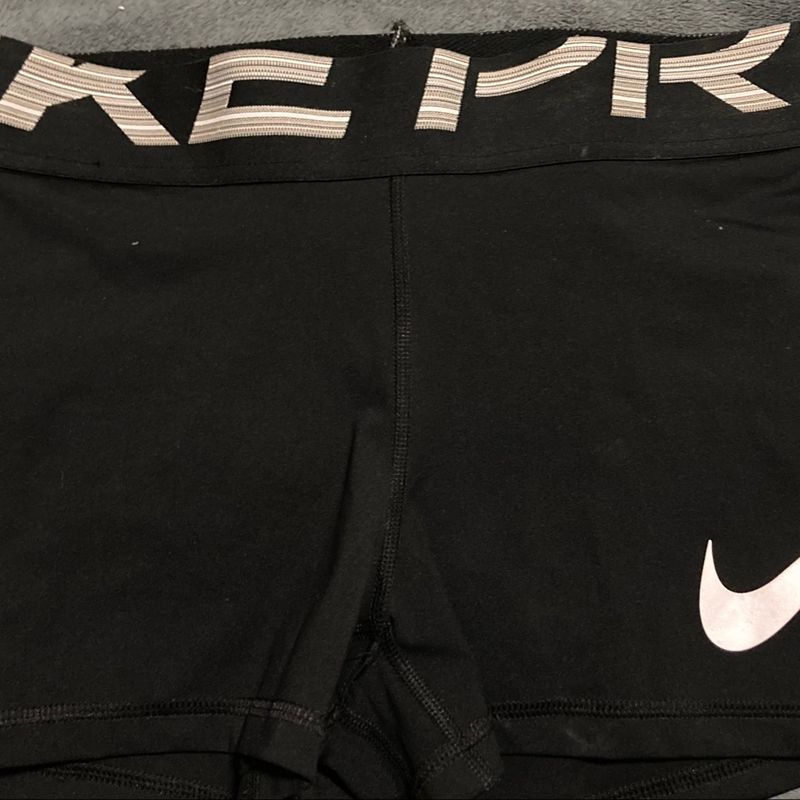 Conjunto Nike Pro | Shorts Feminino Nike Usado 90635563 | enjoei