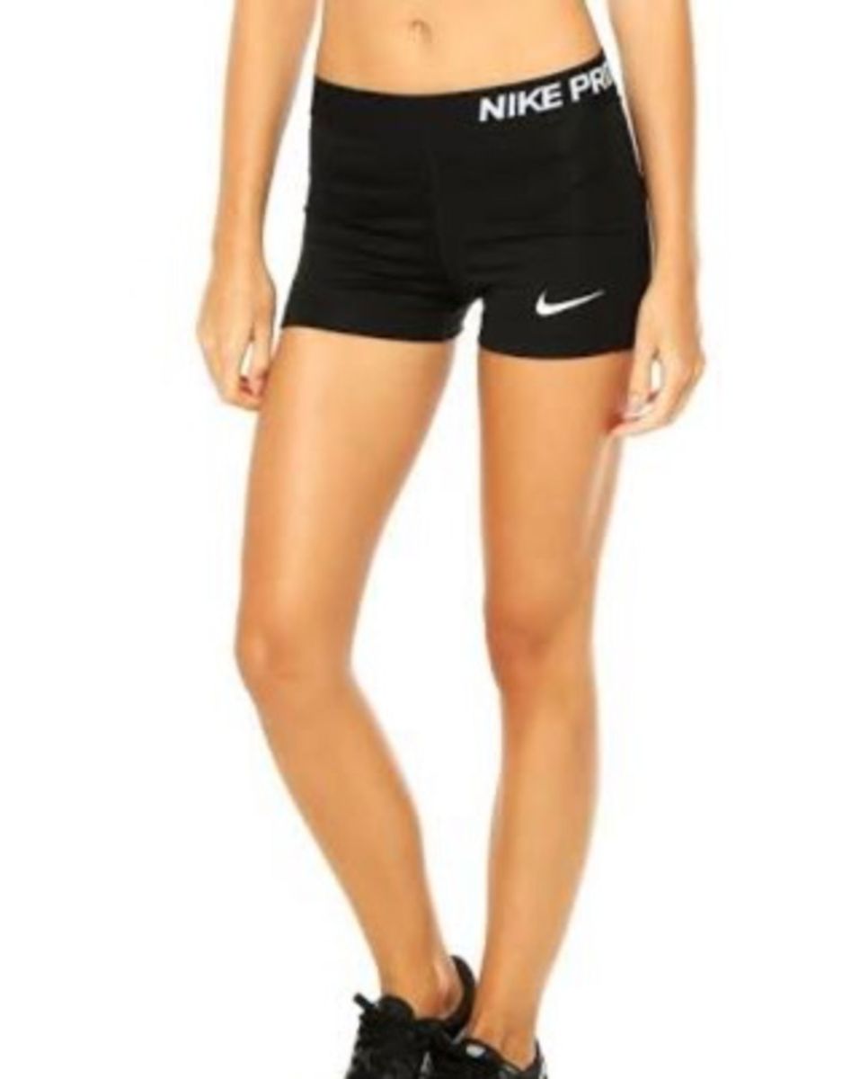 short feminino nike pro