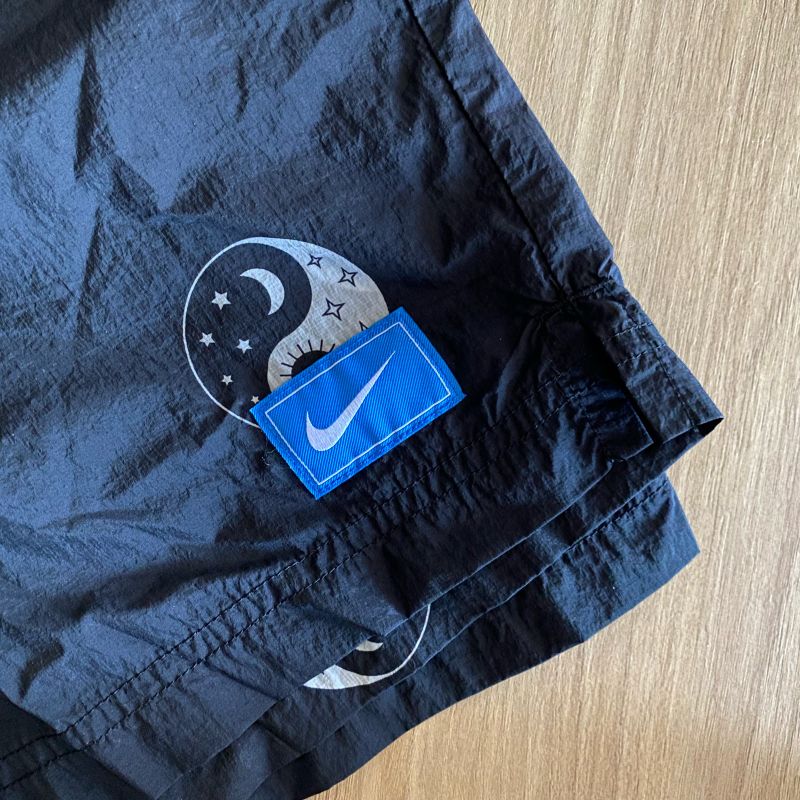 Nike yin yang store shorts