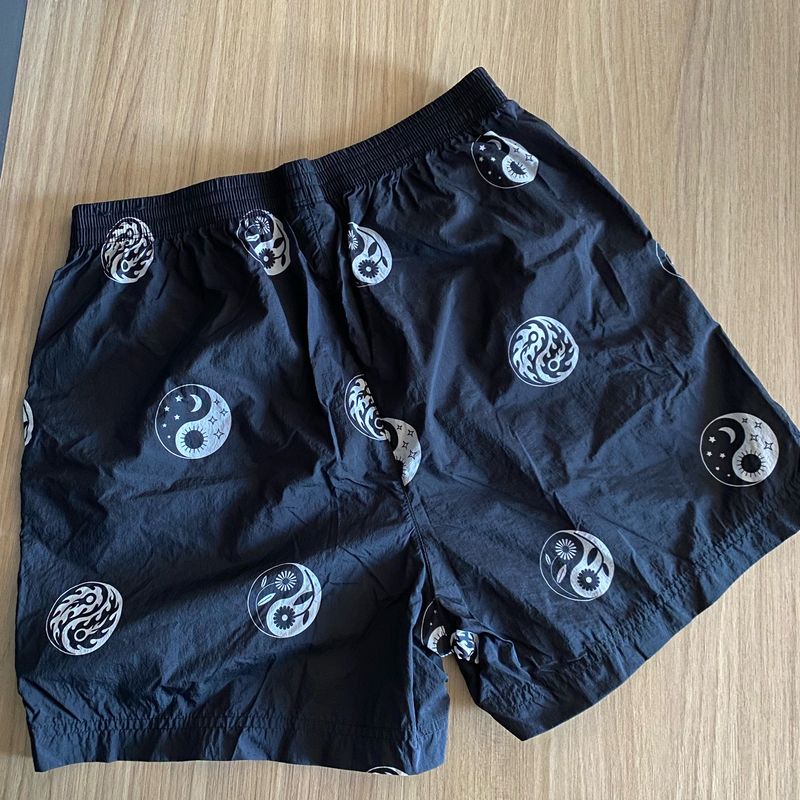 Nike yin hot sale yang shorts