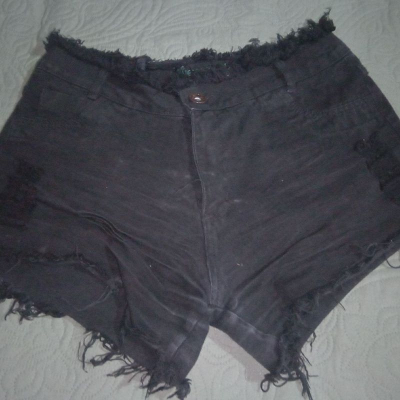 Fotos de short preto hot sale desfiado