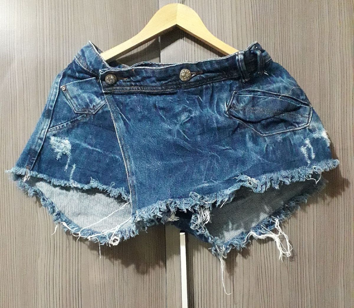 short saia tamanho 46