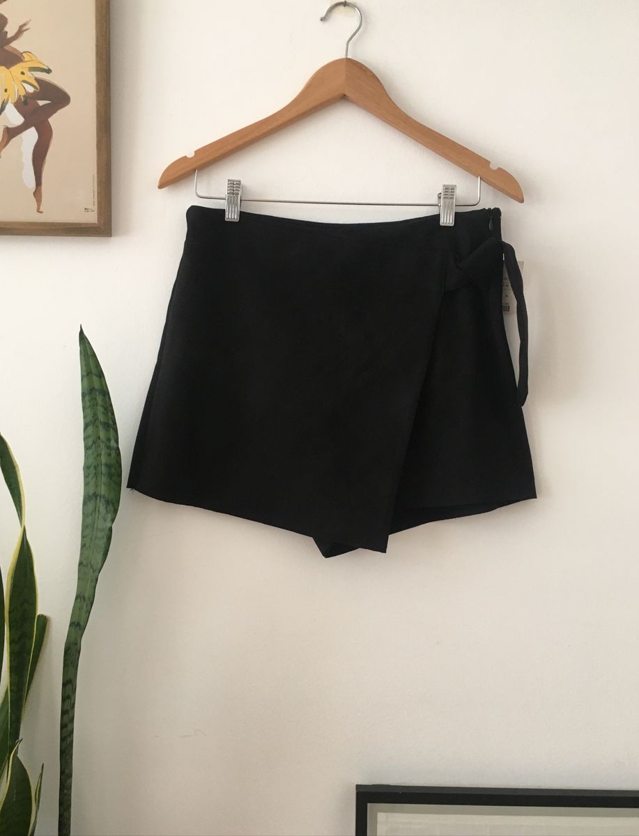 short saia de suede