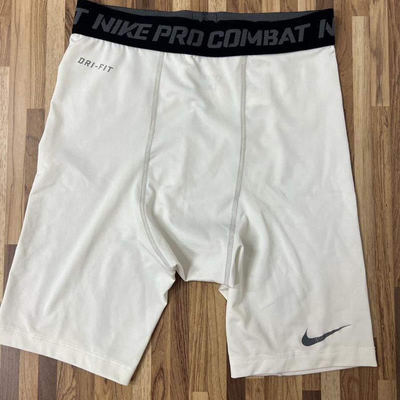 Nike pro combat store dri fit shorts