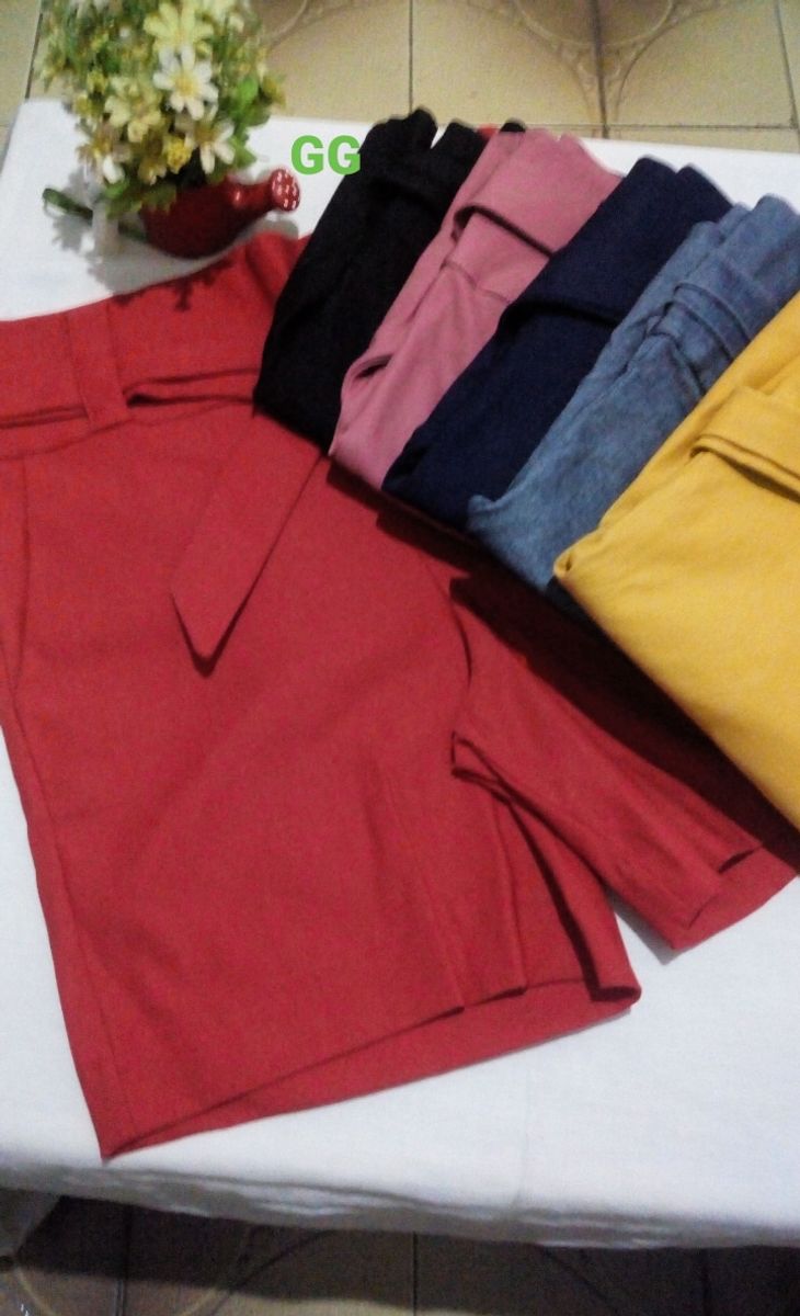 Shorts Em Tecido Bengaline Estica Estilo Social Shorts Feminino Modinha Nunca Usado 4410 Enjoei