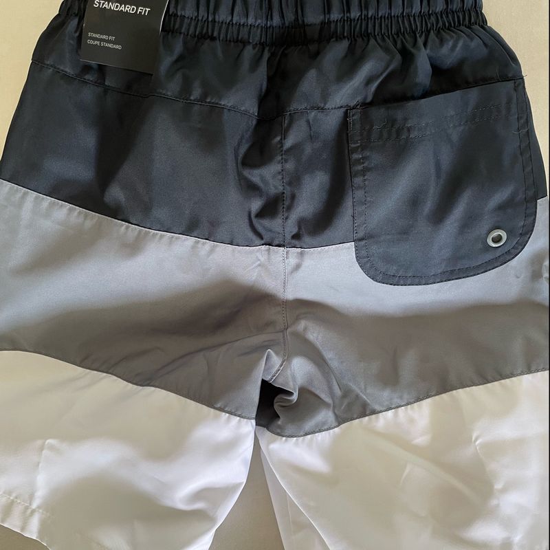 Nike standard fit hot sale coupe standard shorts