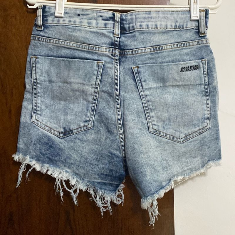 Short jeans best sale bolso vazado