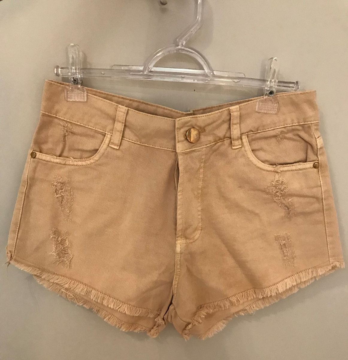short jeans bege