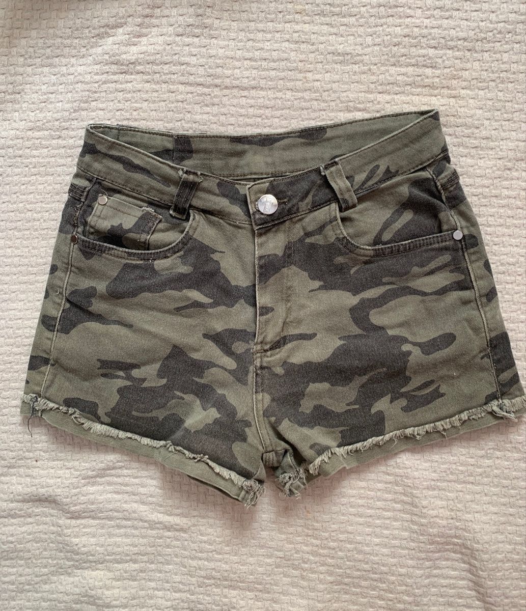 Short store jeans camuflado