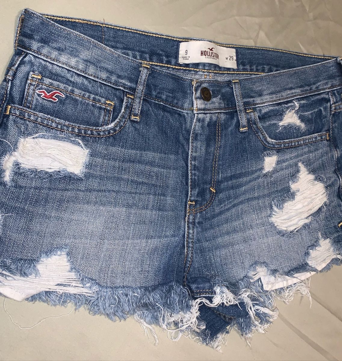 Shorts Jeans Hollister Veste 38 | Shorts Feminino Hollister Usado ...