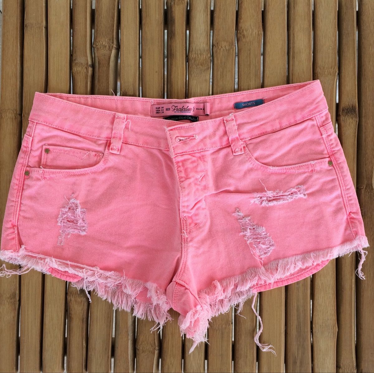 short jeans neon feminino