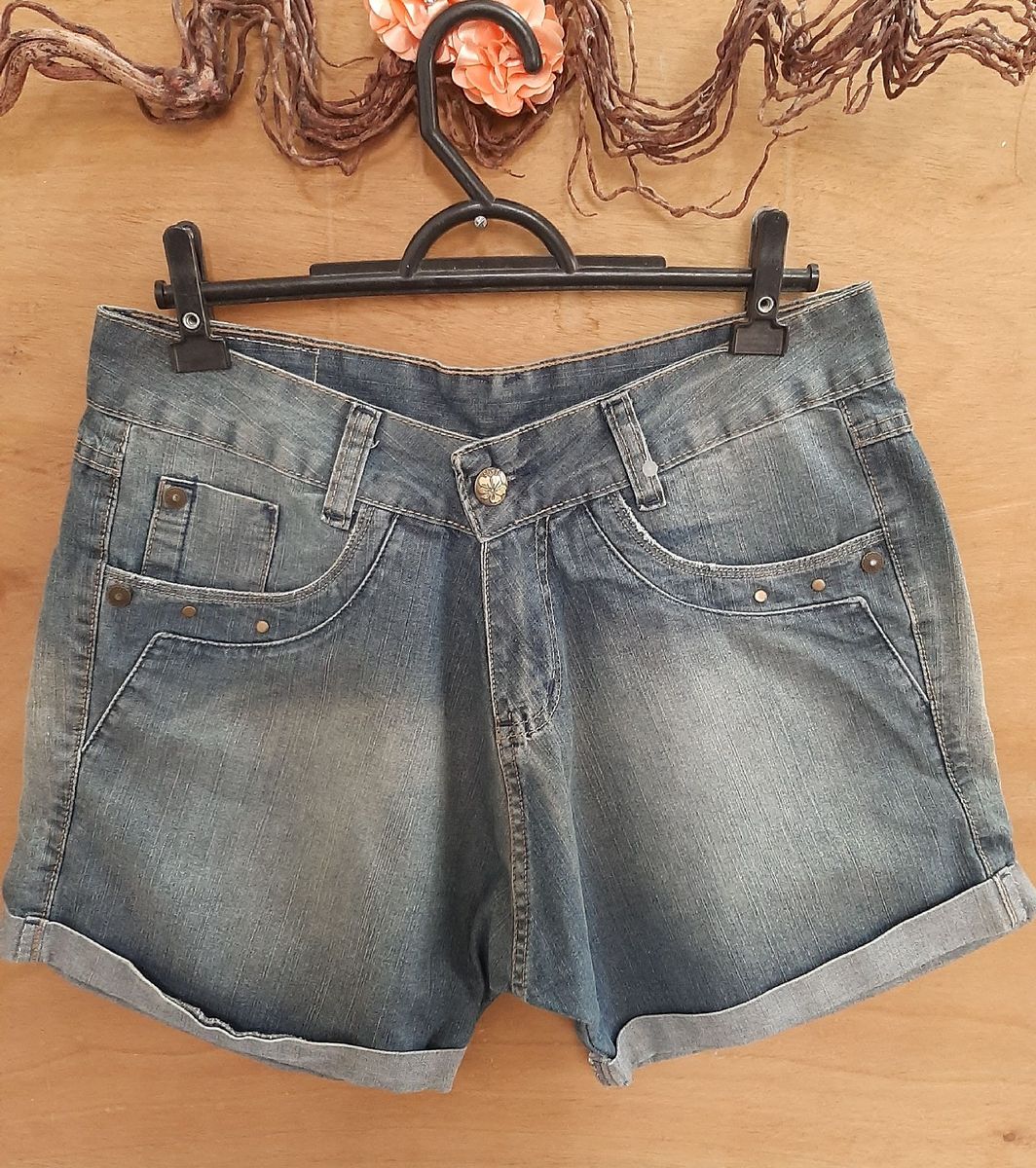 short soltinho jeans