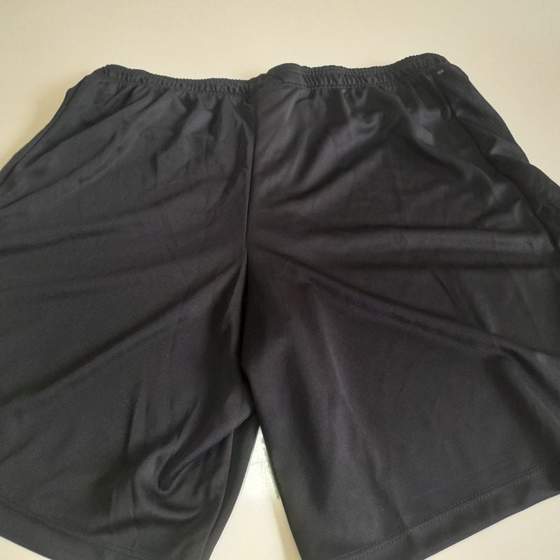 Plain black hot sale nike shorts