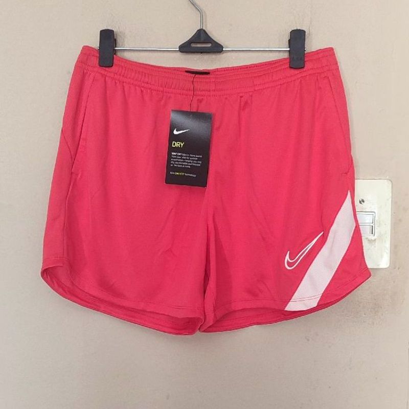 Peach store nike shorts