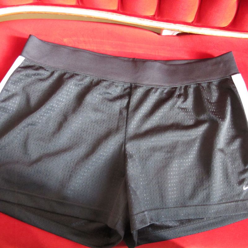 Nike cheap shorts large