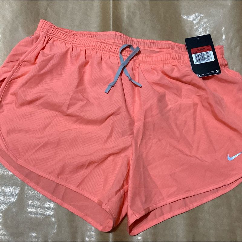 Peach sales nike shorts