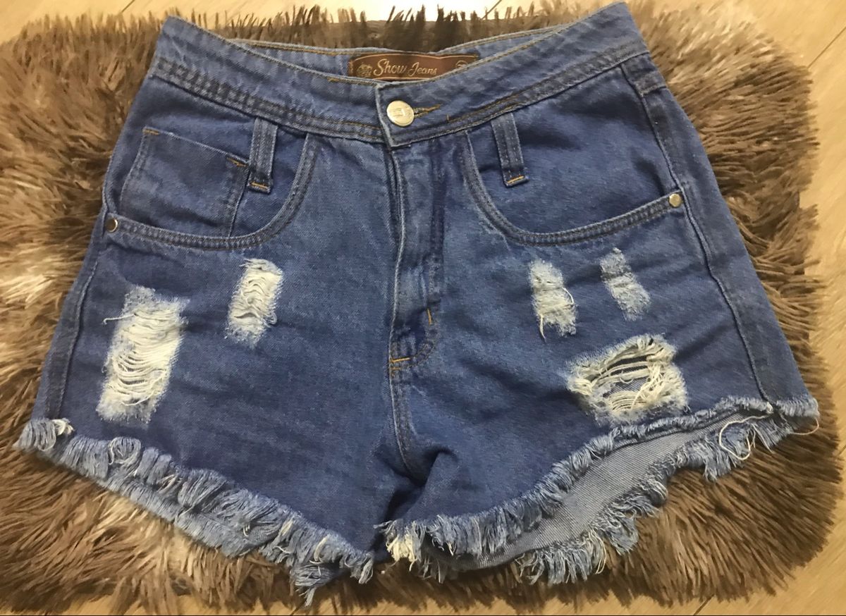 shorts rasgadinhos