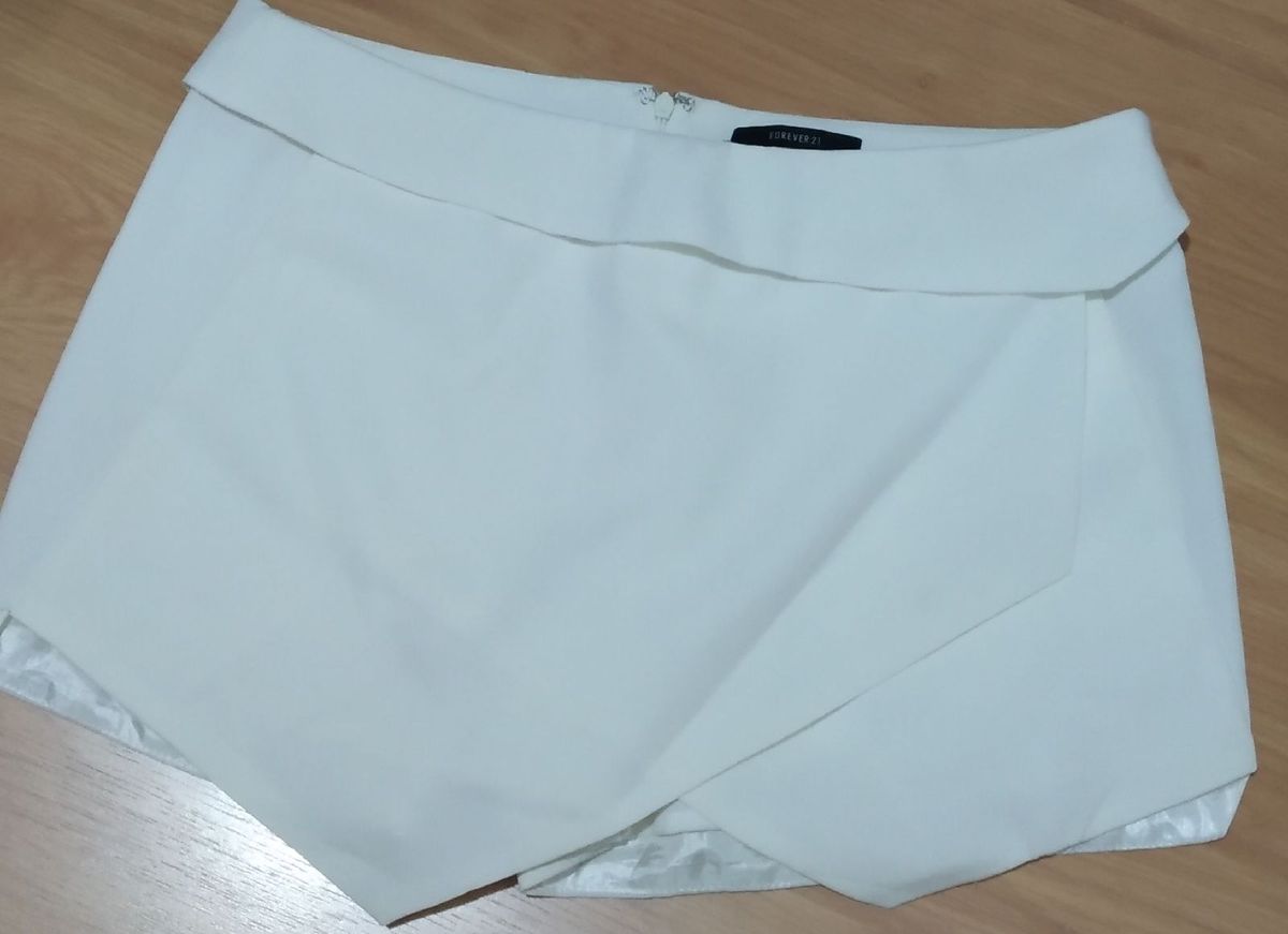 short saia forever 21