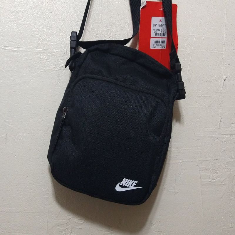 Nike swoosh sale shoulder bag