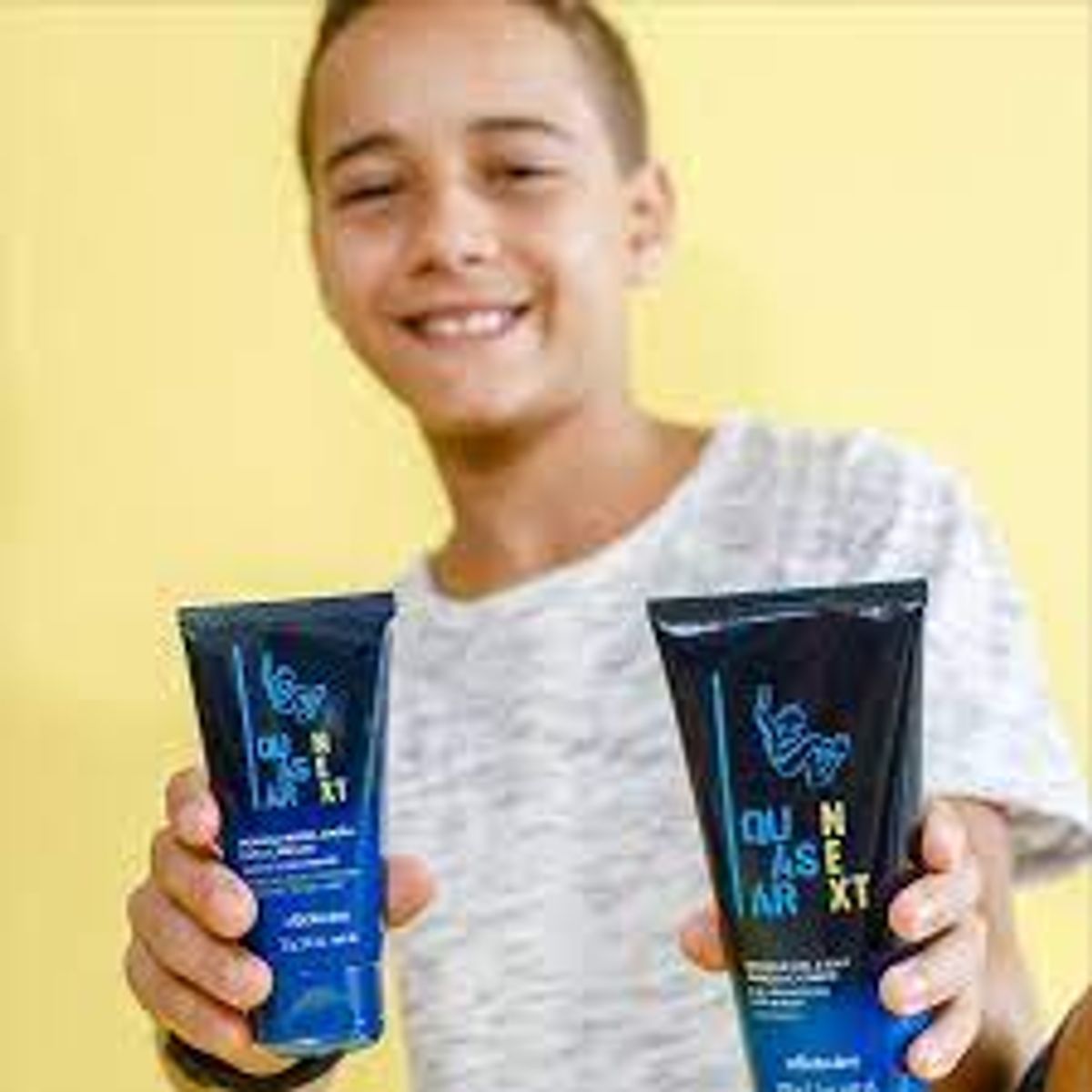Shower Gel Infantil 2 em 1 Cabelo e Corpo Quasar Next 200ml Item