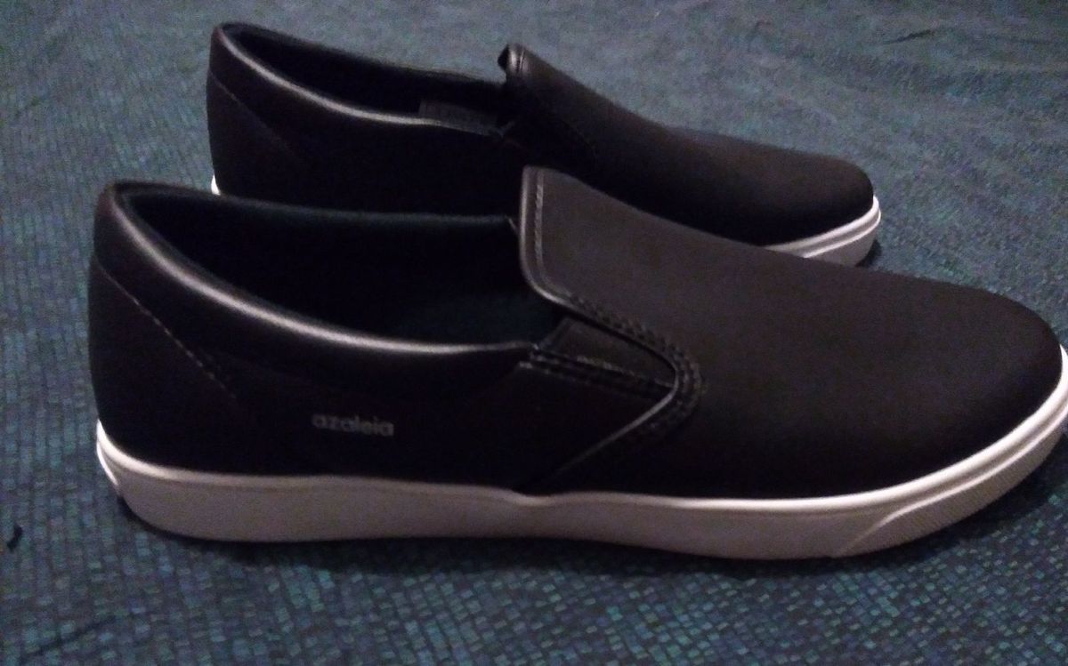 tenis slip on azaleia