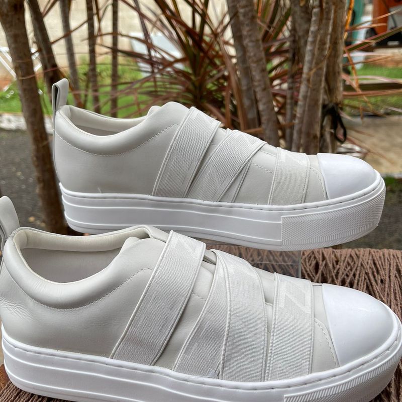 Slip On Branco Couro Elásticos 36 Arezzo Tênis Feminino Arezzo