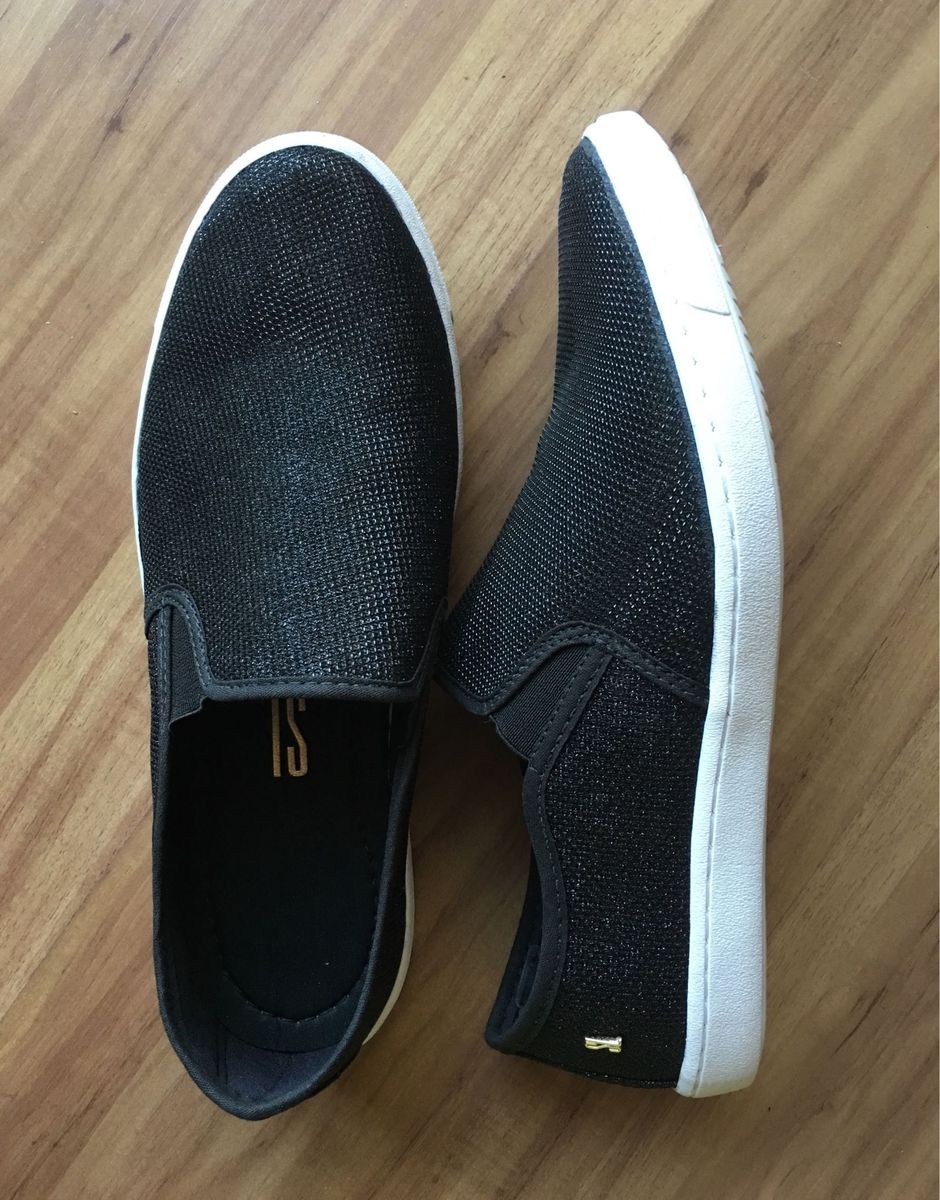 slip on santa lolla brilho preto