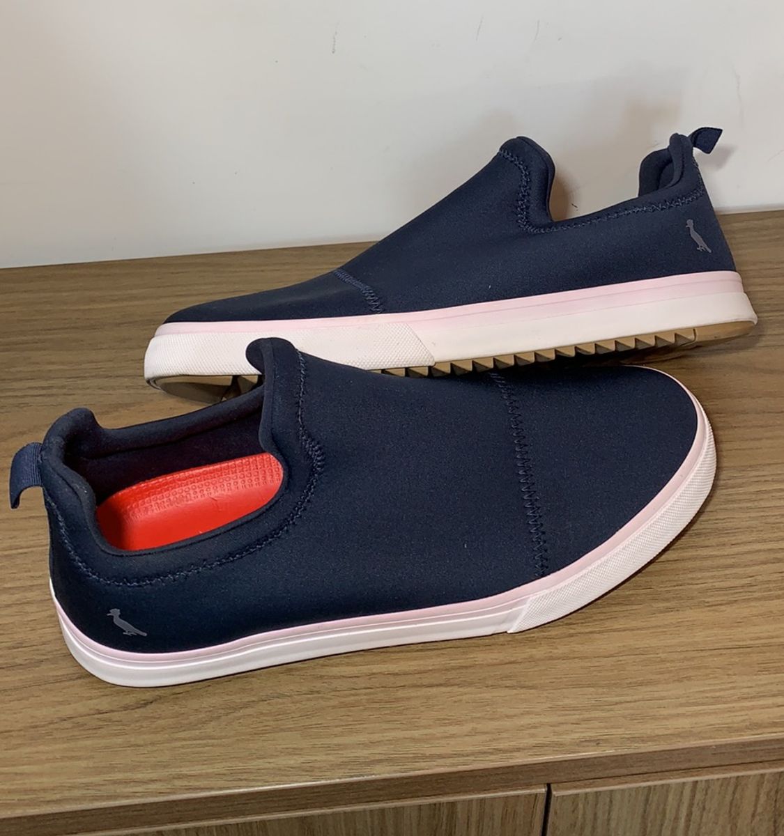 tênis reserva slip on