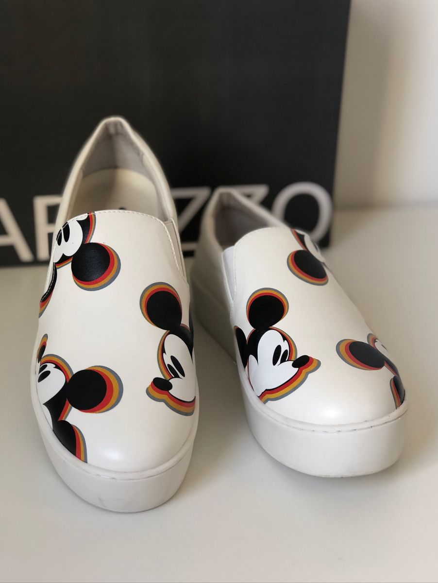 slip on mickey arezzo