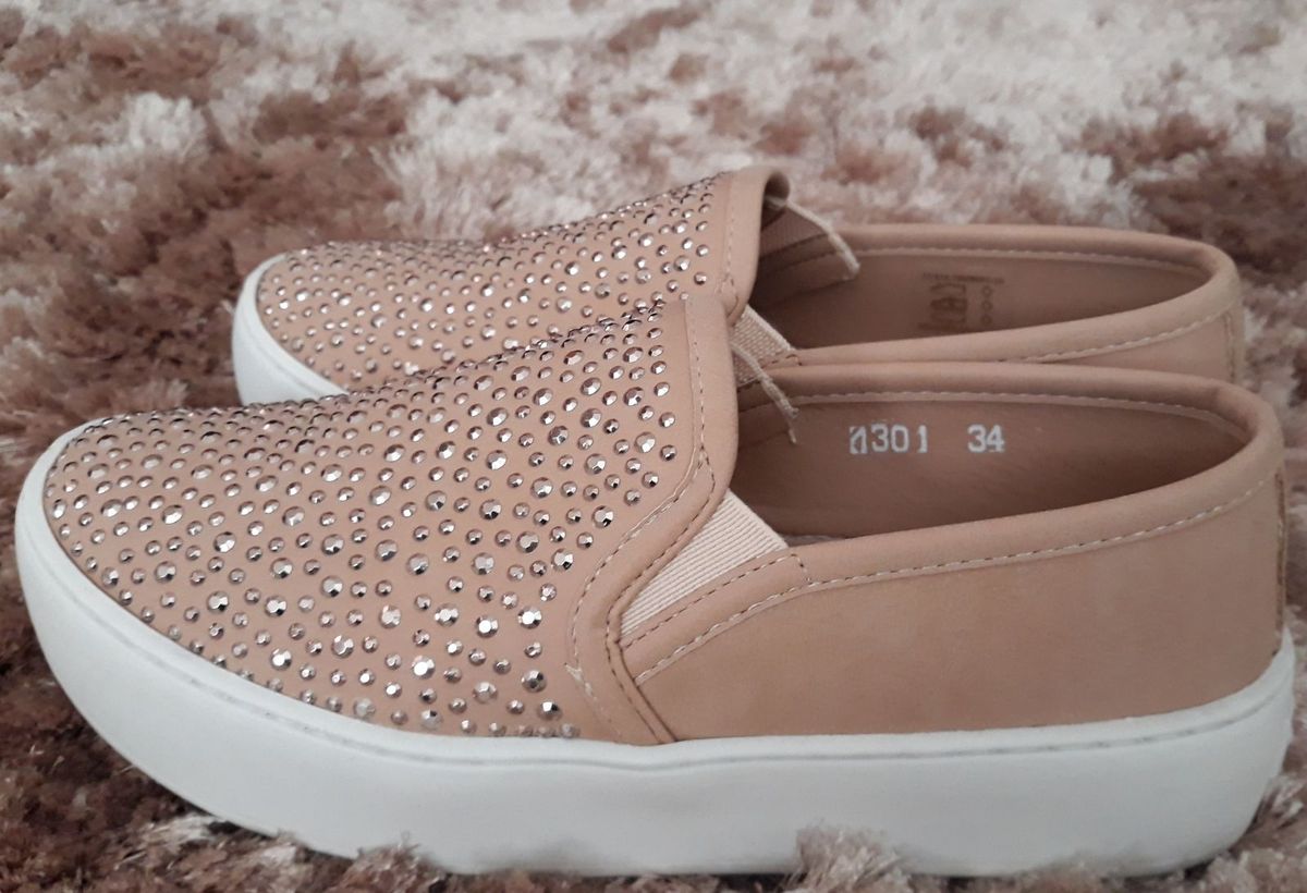 slip on feminino com pedras