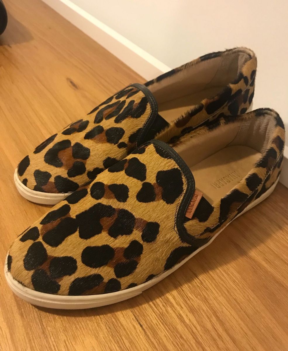 slip on oncinha anacapri