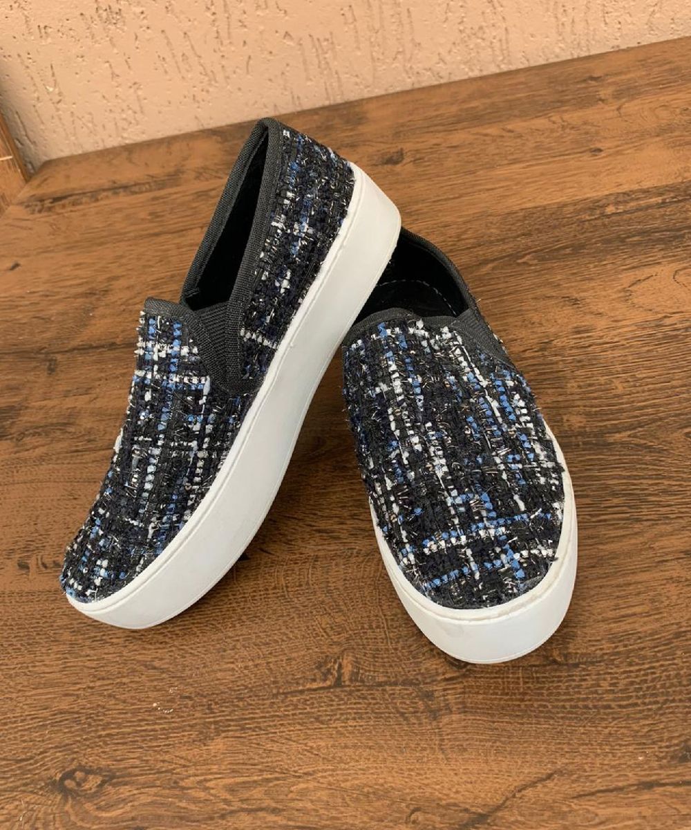 corello tenis slip on