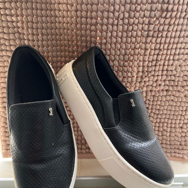 Slip On Santa Lolla Logo Feminino Preto Tênis Feminino Santa