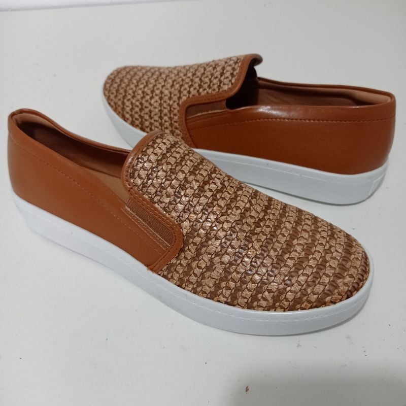Slip On Via Uno Caramelo Texturizado N° 37 (Nunca Usado) Sapato