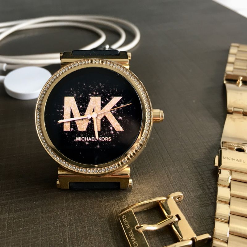 Michael kors access store feminino