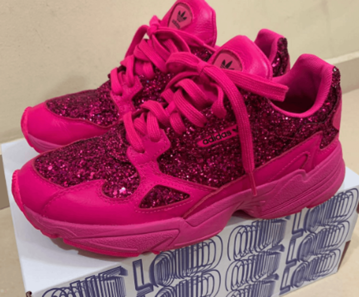 tenis rosa com glitter adidas