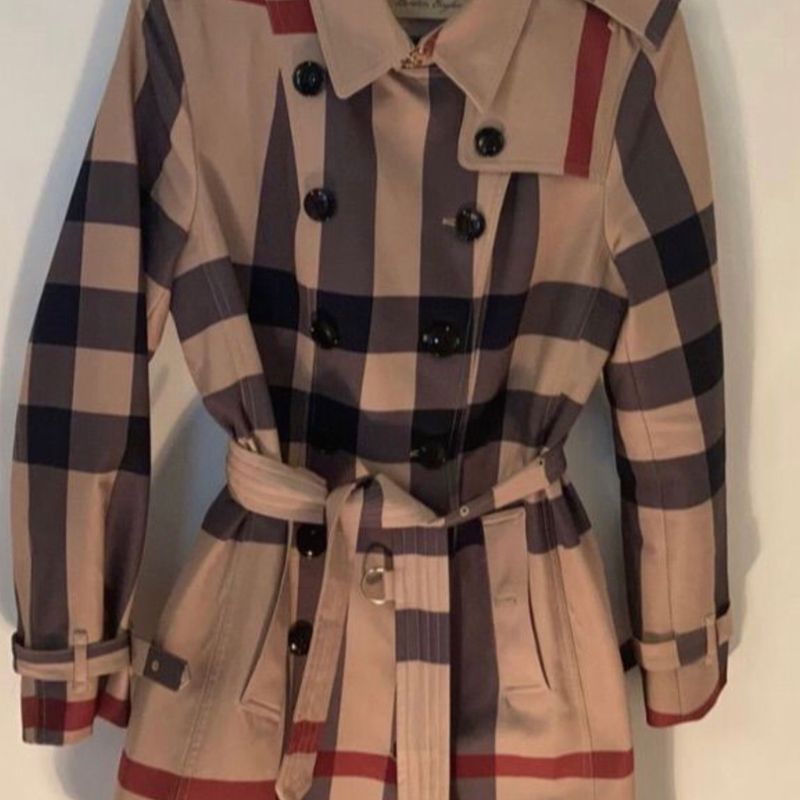 Sobretudo best sale burberry feminino