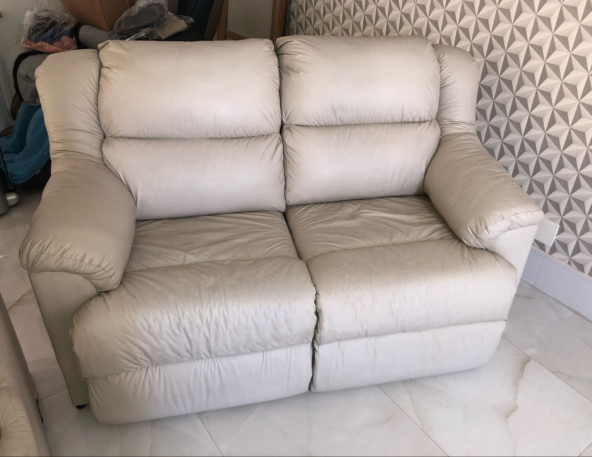 Sofá 2 Lugares Sofá Usado 71217821 enjoei