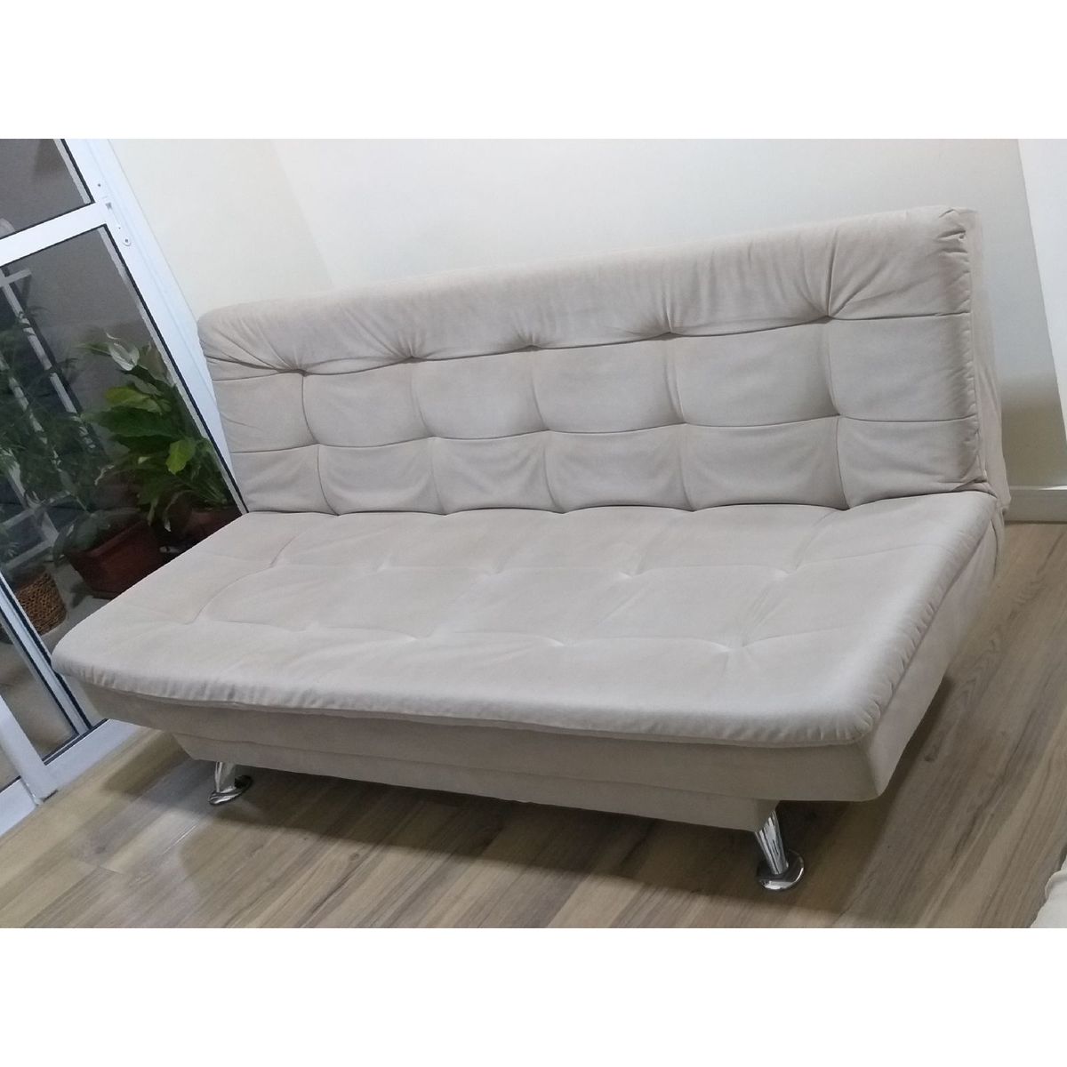 Sofa Cama Bege | Sofá Mobly Usado 53060252 | enjoei