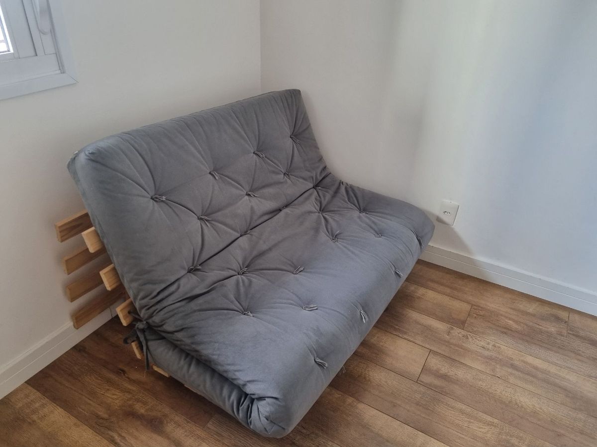 Sofá Cama Futon Sofá R9 Futon Usado 86070795 enjoei