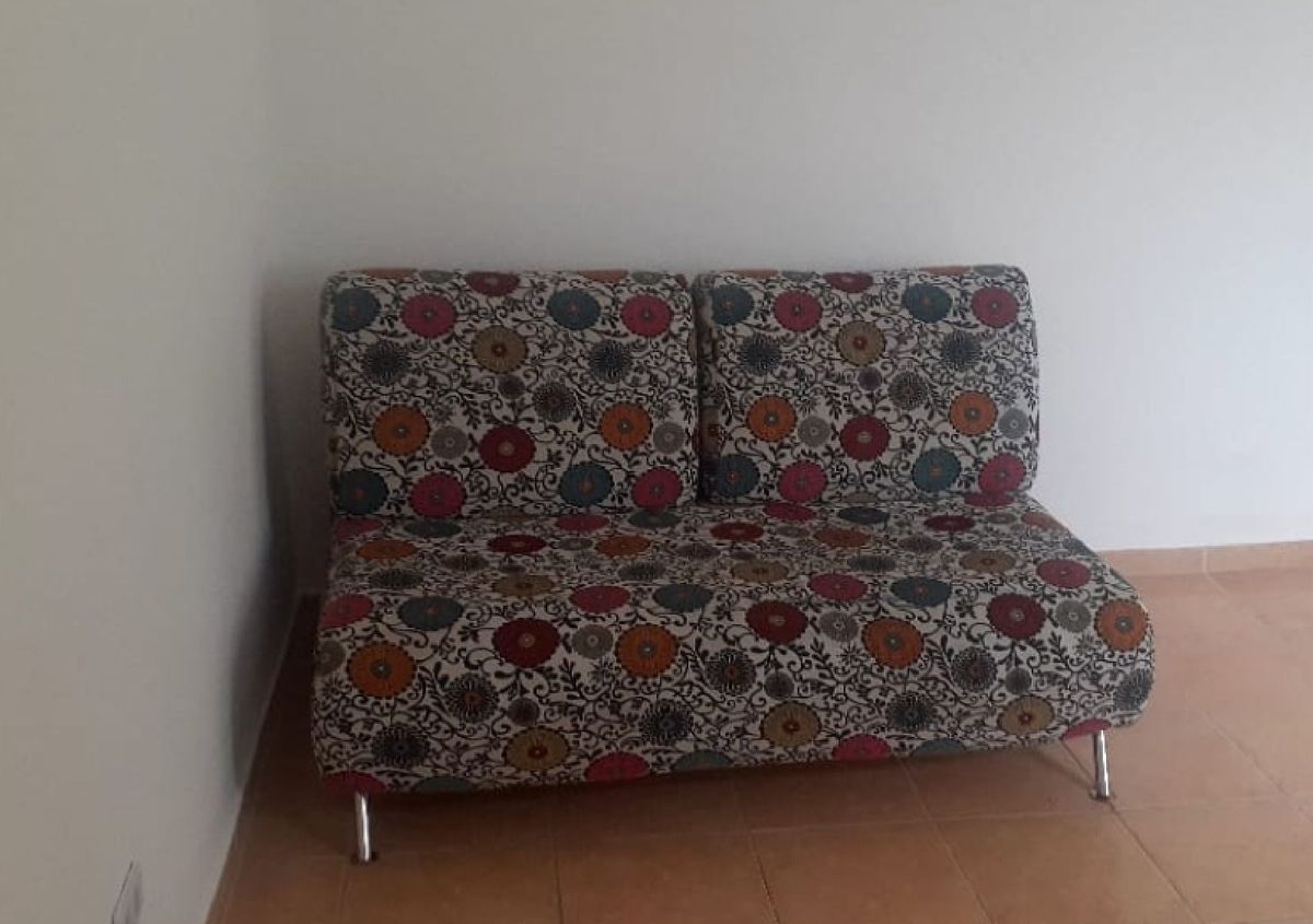 Sofá Cama (tipo Futon) Florido Sofá Usado 78725649 enjoei