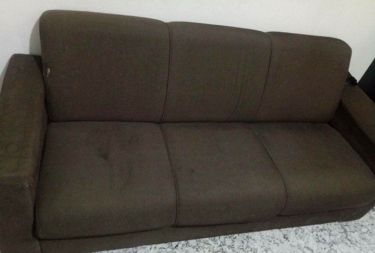 Sofá Esta com Esses Pequenos Defeitos Sofá Usado 51975072 enjoei