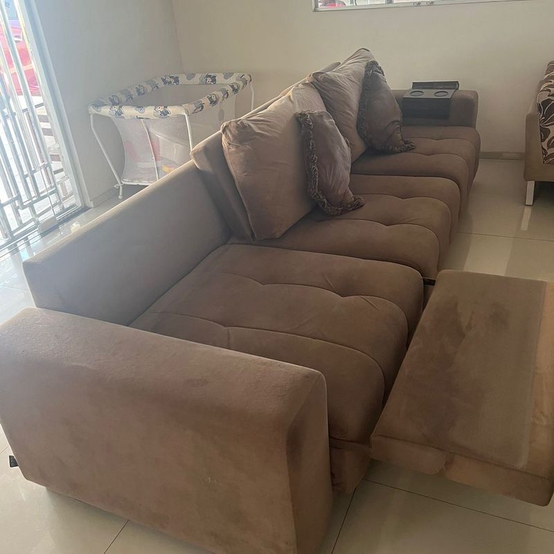 Jacauna sofas hotsell